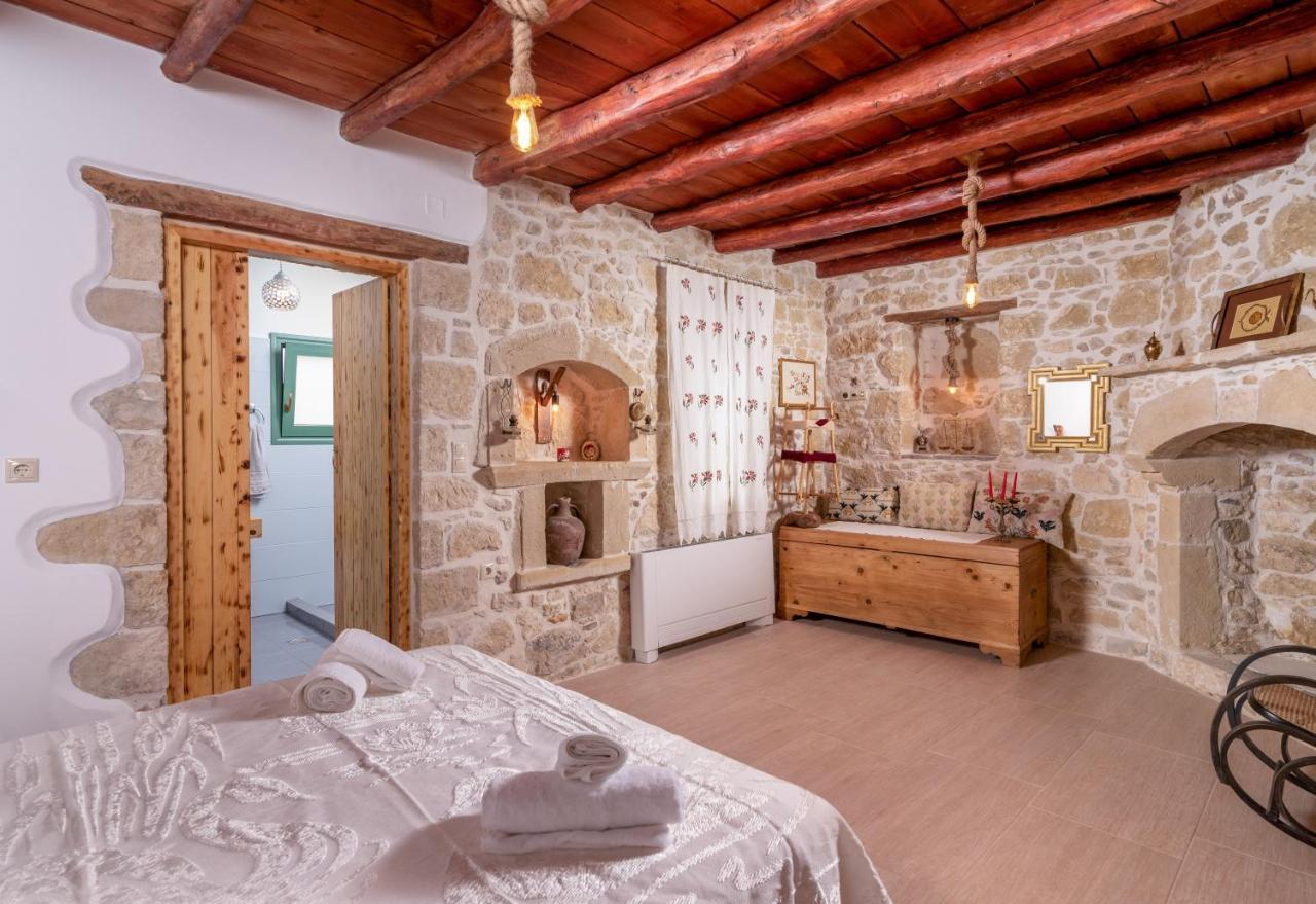 Joakim'S Villa Pitsidia Buitenkant foto